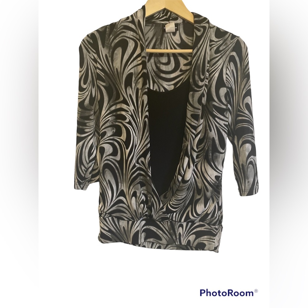 Perception Women’s Size Small blouse
